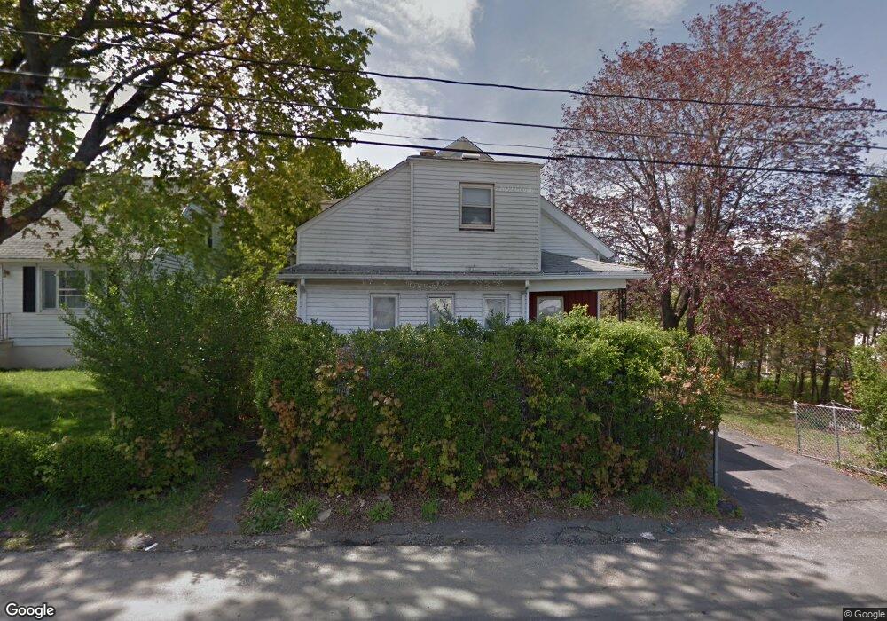 76 Linwood St, Waterbury, CT 06704 - photo 1