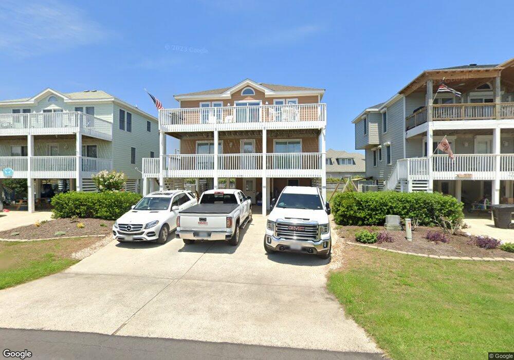 112 W Saint Clair St unit 12, Kill Devil Hills, NC 27948 - photo 1