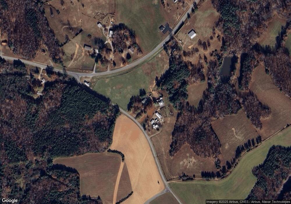 249 Mapleton Dr, Callands, VA 24530 - photo 1