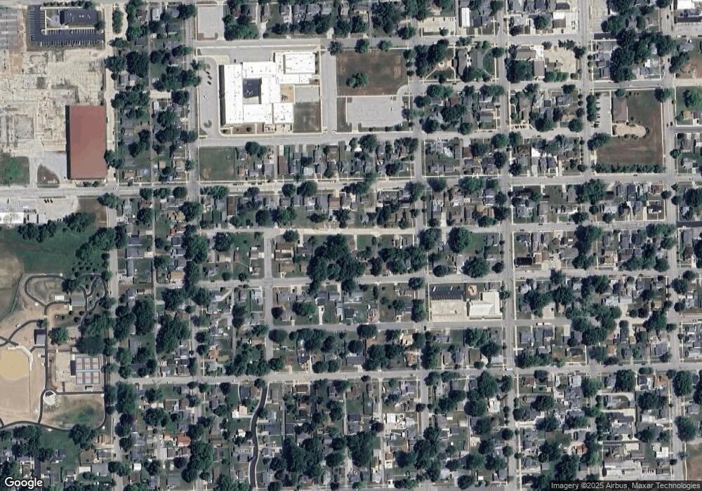 317 W 16th St, Auburn, IN 46706 - photo 1