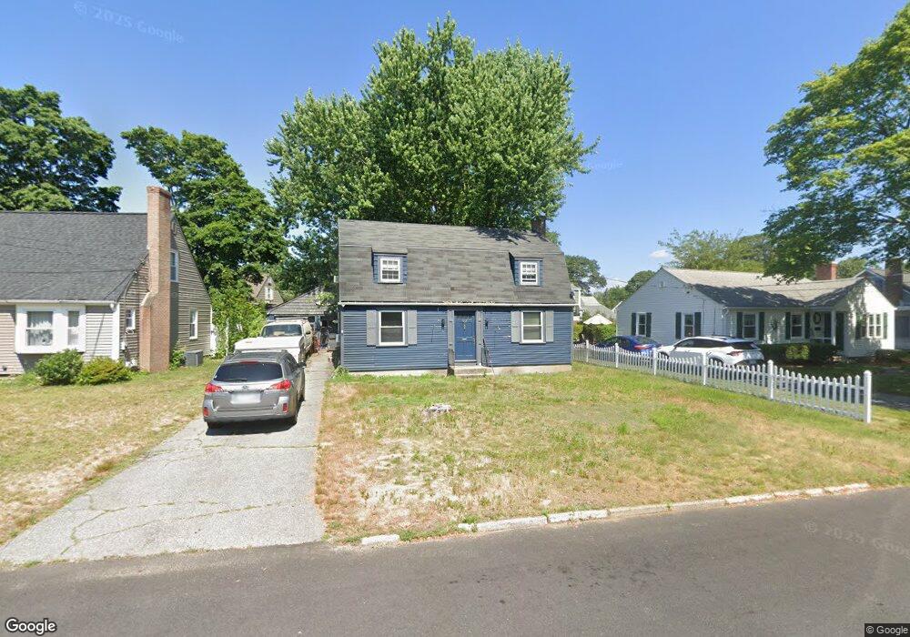 40 Pinecrest Dr, Pawtucket, RI 02861 - photo 1