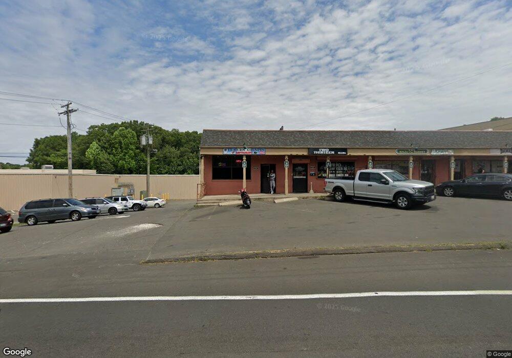 215 Saw Mill Rd unit 3, West Haven, CT 06516 - photo 1