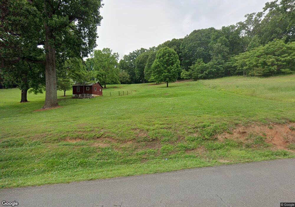 3110 Cherokee Dr, Morristown, TN 37814 - photo 1