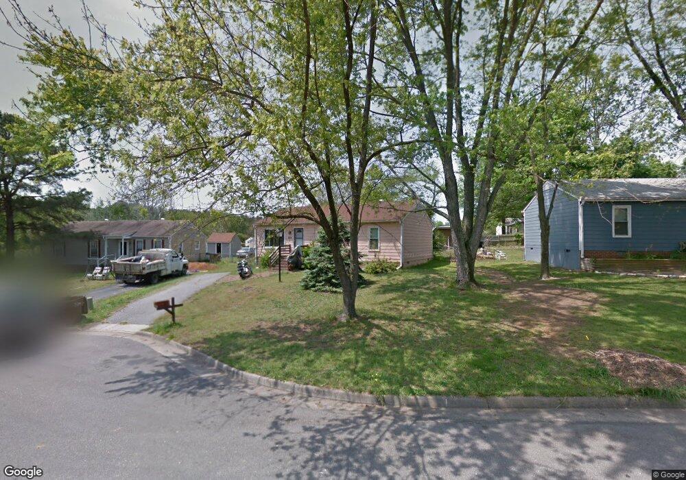 8924 Huntingcreek Place, North Chesterfield, VA 23237 - photo 1