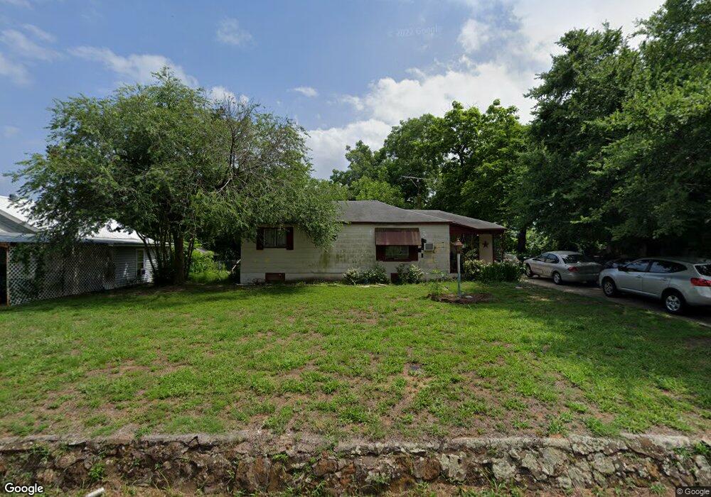 712 W Hanna St, Denison, TX 75020 - photo 1