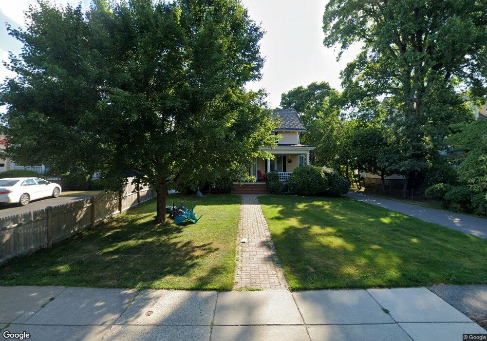 131 Maple St unit 1, West Roxbury, MA 02132 - photo 1