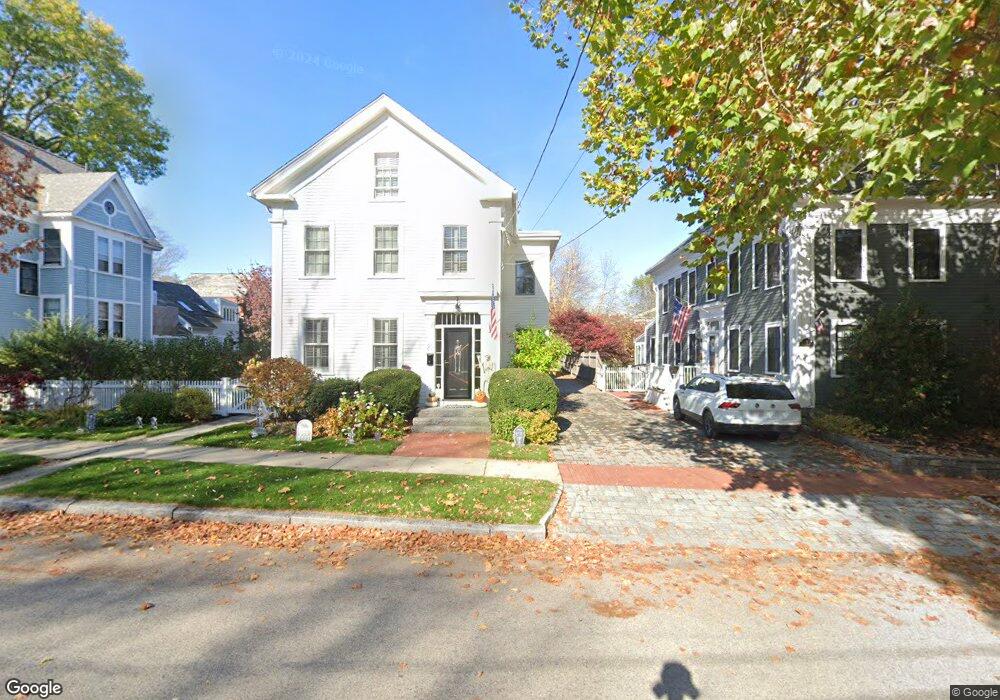 20 Broad St, Newburyport, MA 01950 - photo 1
