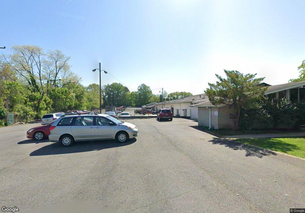 3980 Pickett Rd, Fairfax, VA 22031 - photo 1