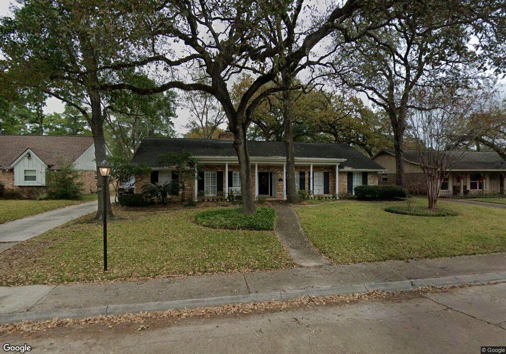10014 Valley Forge Dr, Houston, TX 77042 - photo 1