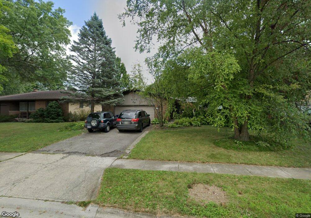 6136 Darby Ln, Columbus, OH 43229 - photo 1