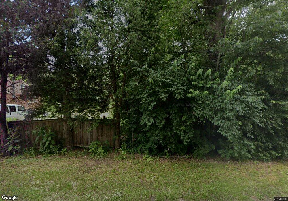 1608 Riverside Dr, Anderson, IN 46016 - photo 1