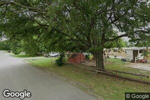 107 E Meek St, Wayne, OK 73095