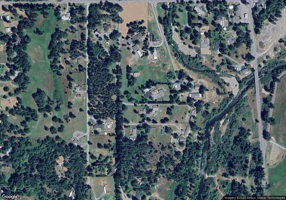 265 Queens Branch Rd, Rogue River, OR 97537 - photo 1