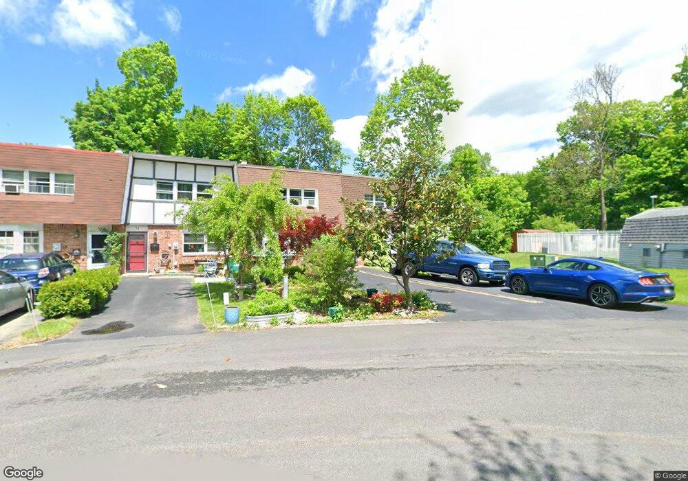 47 Roundtree Ct, Beacon, NY 12508 - photo 1