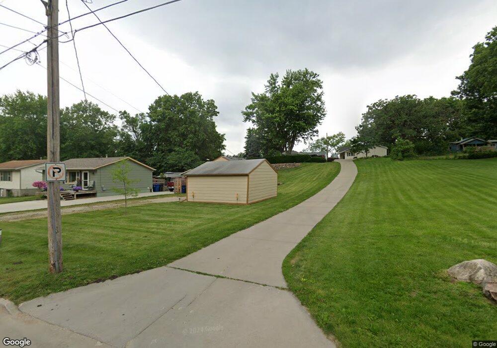 1228 E 35th Ct, Des Moines, IA 50317 - photo 1