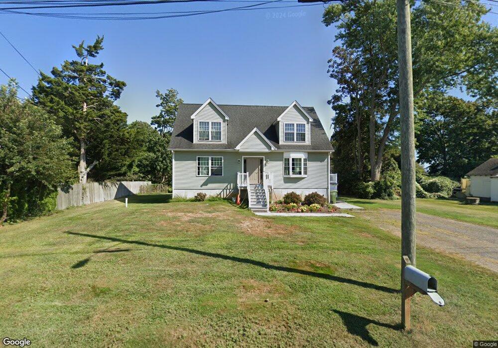 14 East St, Old Saybrook, CT 06475 - photo 1