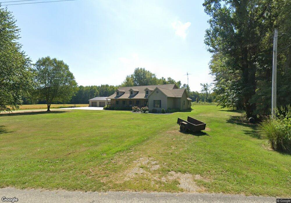 5445 W Deaver Rd, Columbus, IN 47201 - photo 1