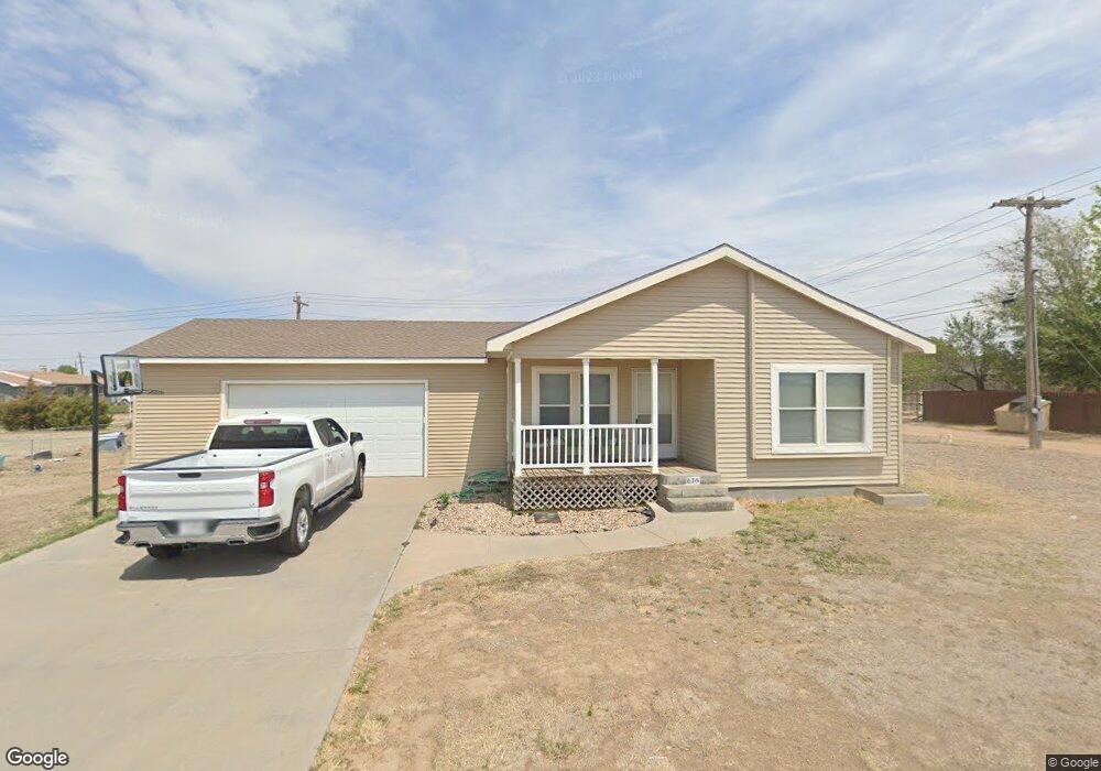 616 E 6th St, Hugoton, KS 67951 - photo 1