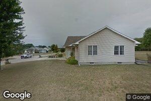 1 Cottage Dr, Mechanicsville, IA 52306