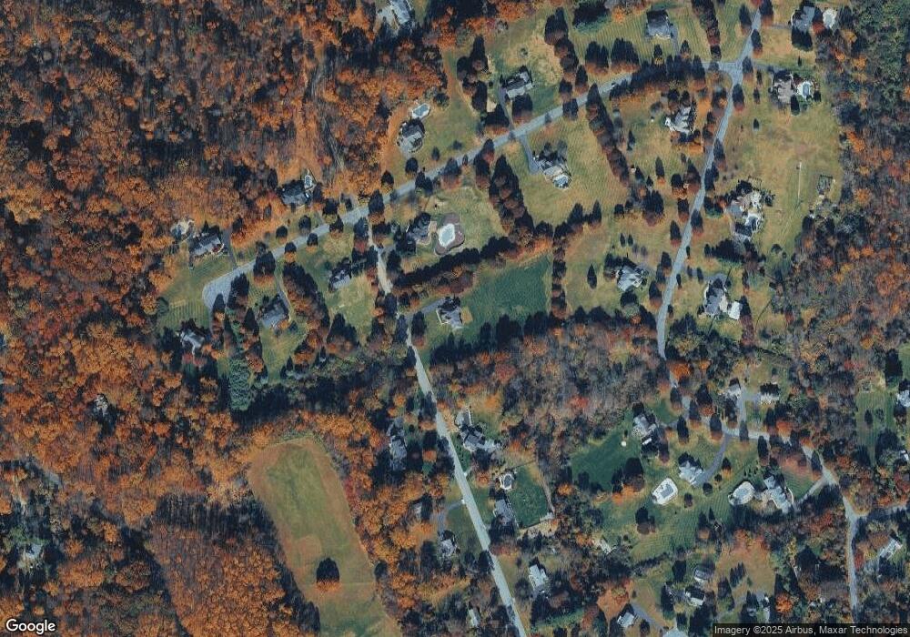 61 Circle Dr, Hampton, NJ 08827 - photo 1