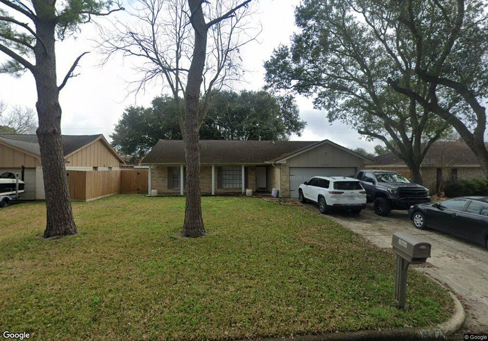 1607 Kings Park Dr, Alvin, TX 77511 - photo 1