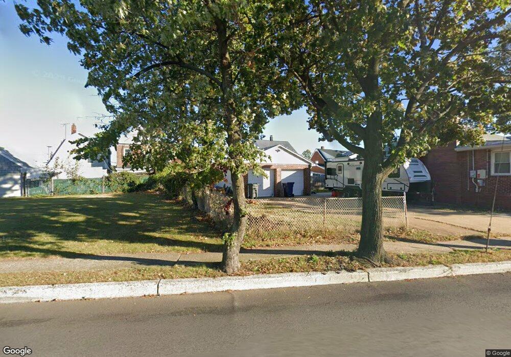 548 Florida Grove Rd, Perth Amboy, NJ 08861 - photo 1