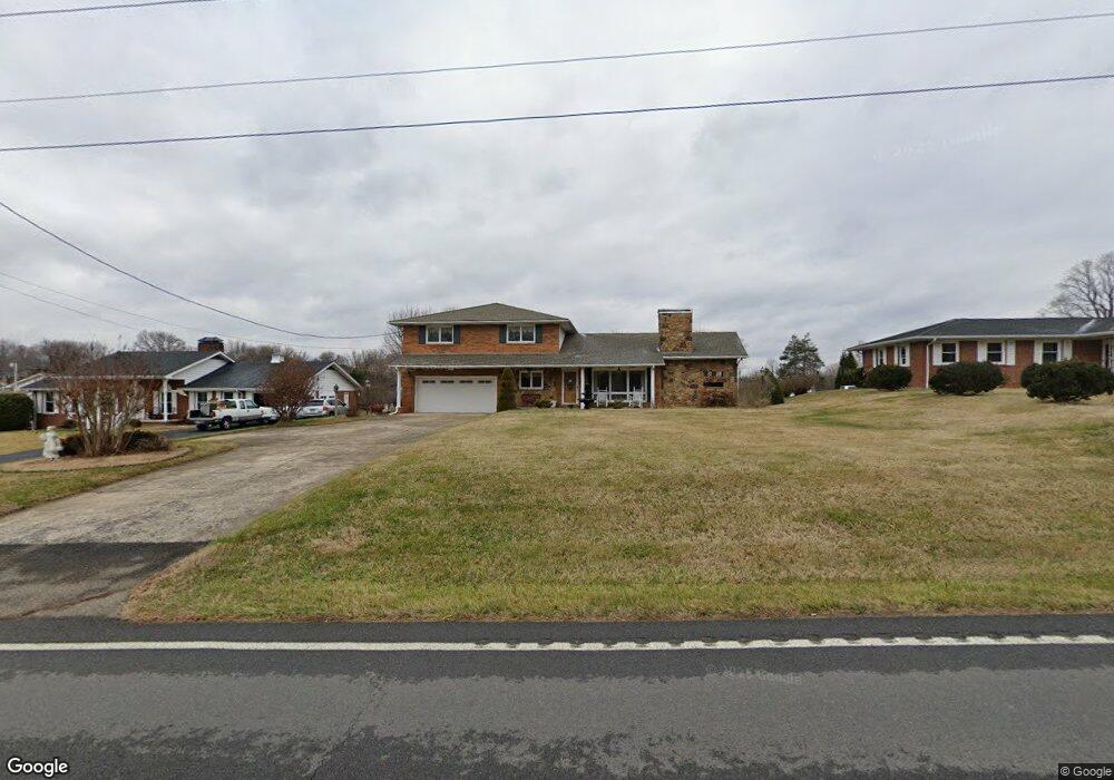 2449 Elizabethton Hwy, Johnson City, TN 37601 - photo 1