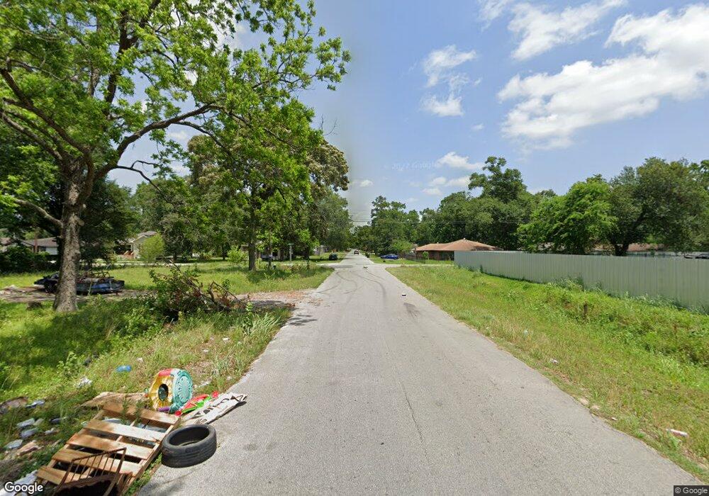 8957 Lavender St, Houston, TX 77016 - photo 1