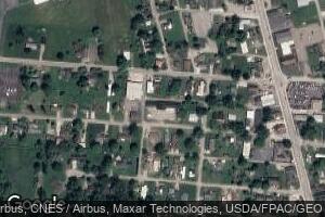 32 W 1st St, the Plains, OH 45780