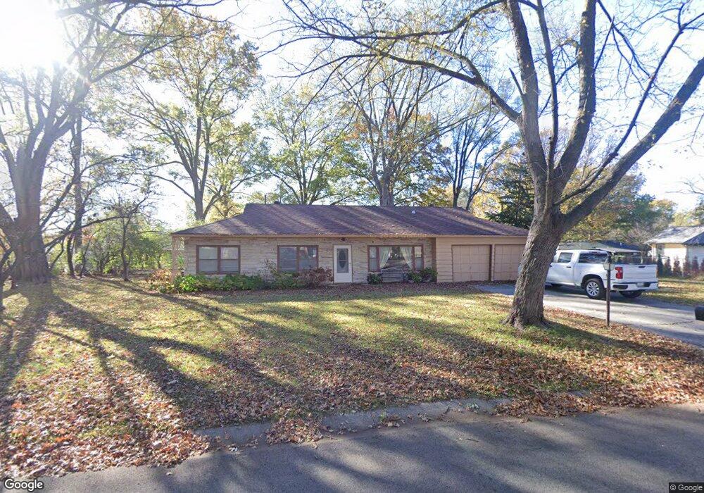 128 Woodland St, Lansing, KS 66043 - photo 1