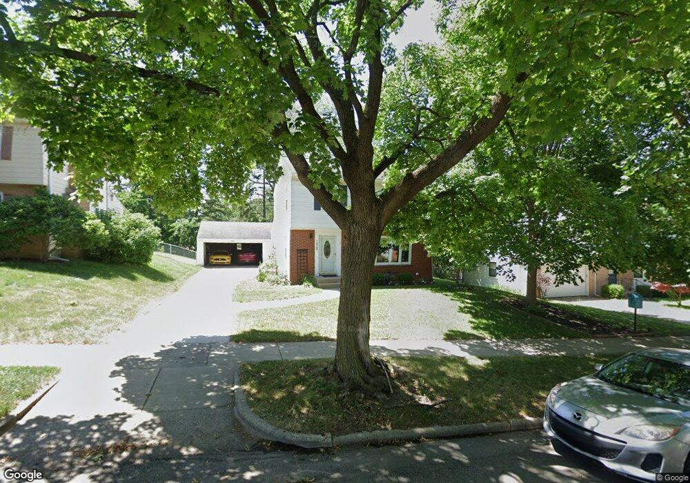 1929 Emerald Ave NE, Grand Rapids, MI 49505 - photo 1