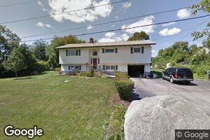 7 Perrywinkle Ln, Gloucester, MA 01930