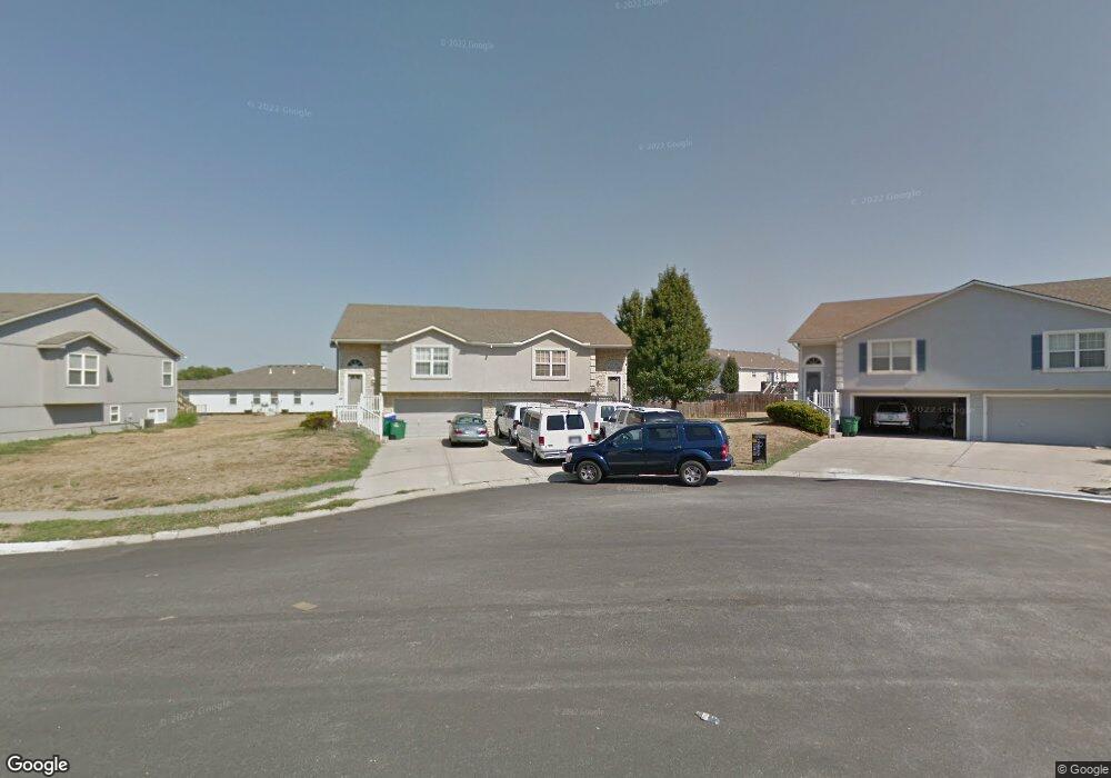 507 Andypaul Ct, Raymore, MO 64083 - photo 1