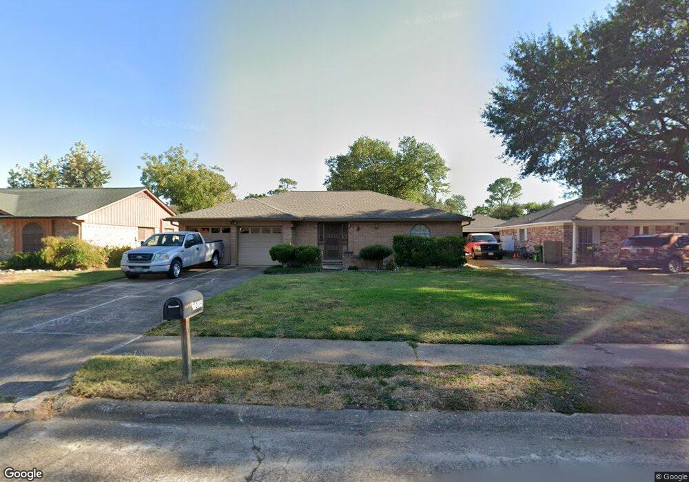 7039 Woodfern Dr, Houston, TX 77040 - photo 1