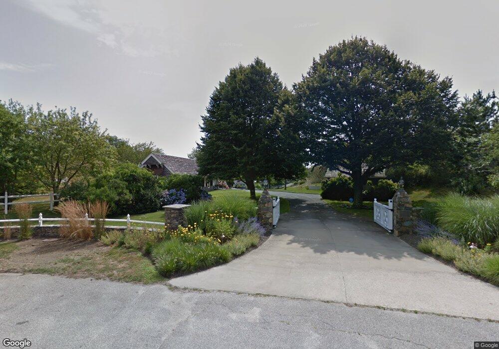 8 Ocean Heights Rd, Newport, RI 02840 - photo 1