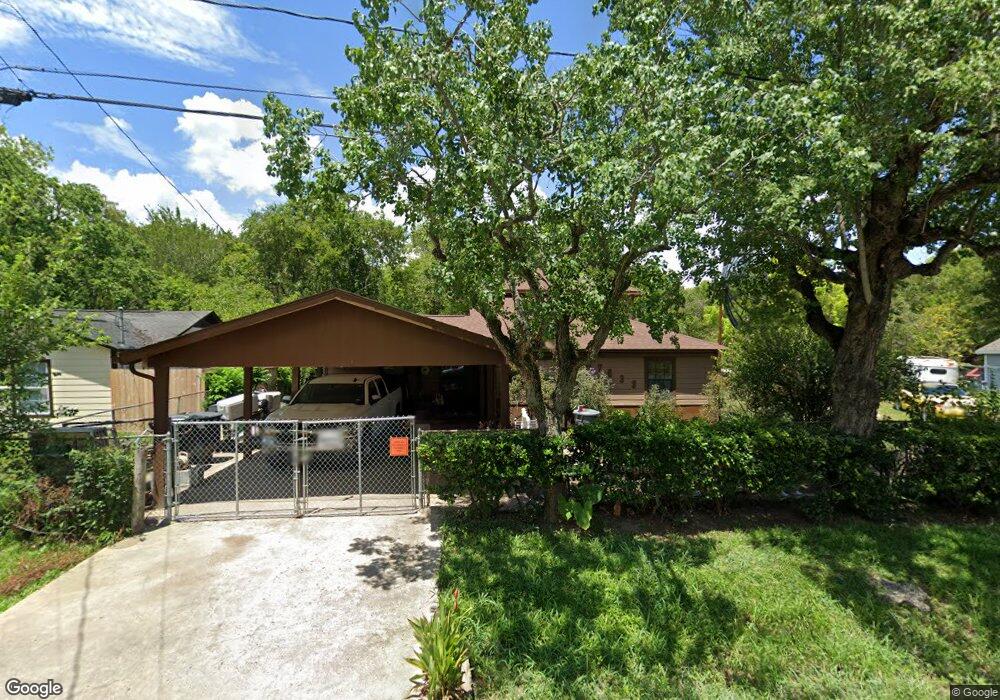 7633 Teesdale Dr, Houston, TX 77028 - photo 1