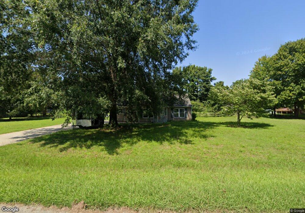 6527 Quail Hollow Dr, Hayes, VA 23072 - photo 1