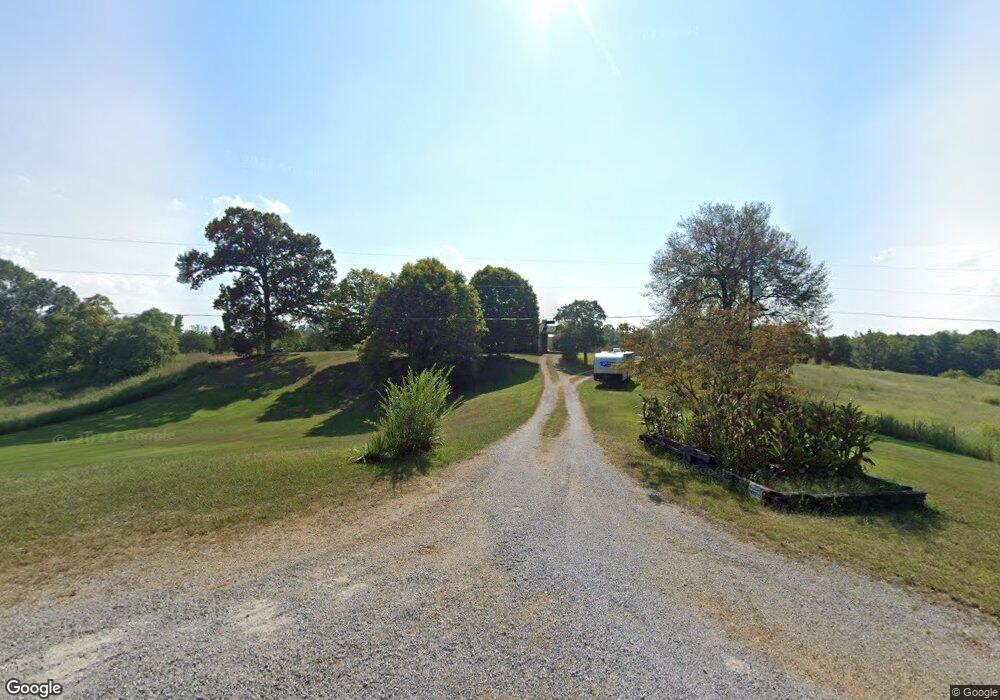 845 Darkey Springs Rd, Walling, TN 38587 - photo 1