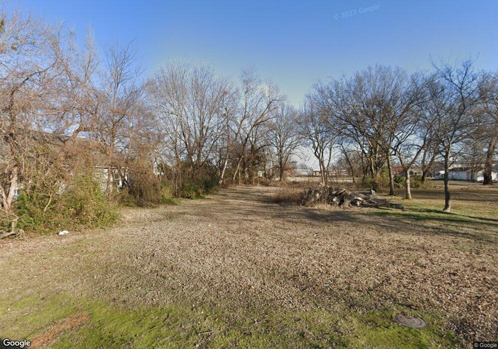 11 S Whitaker St, Pryor, OK 74361 - photo 1