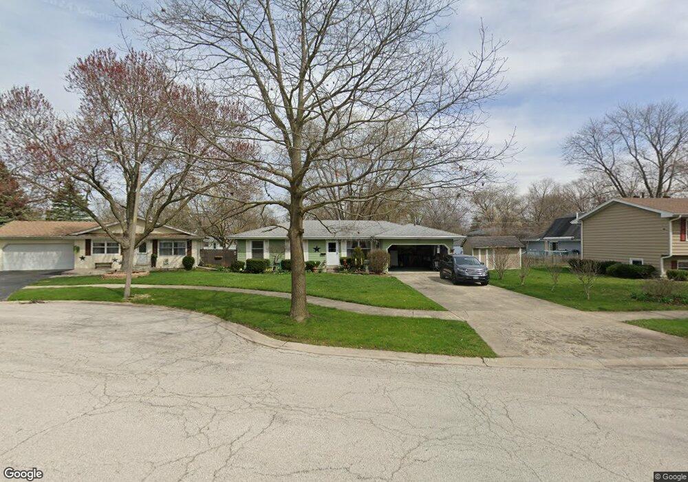 772 Strawberry Ct, Aurora, IL 60506 - photo 1