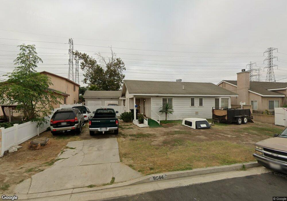 9544 Rose St, Bellflower, CA 90706 - photo 1