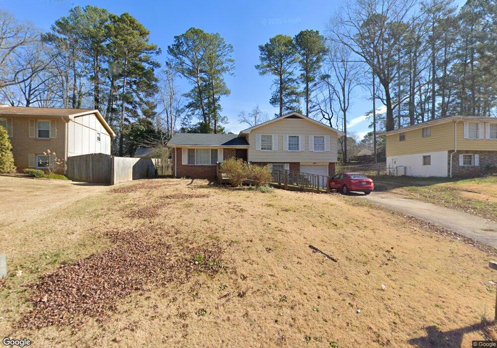 6866 Stratton Cir, Morrow, GA 30260 - photo 1