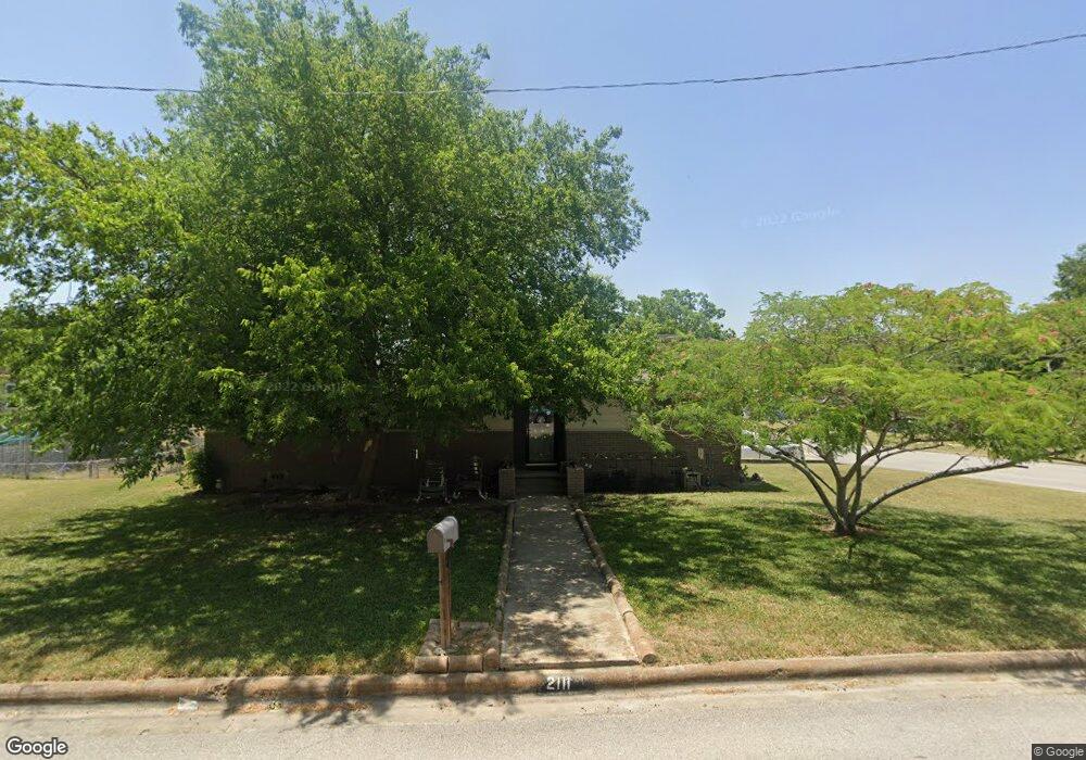 2111 Circle Dr, Copperas Cove, TX 76522 - photo 1