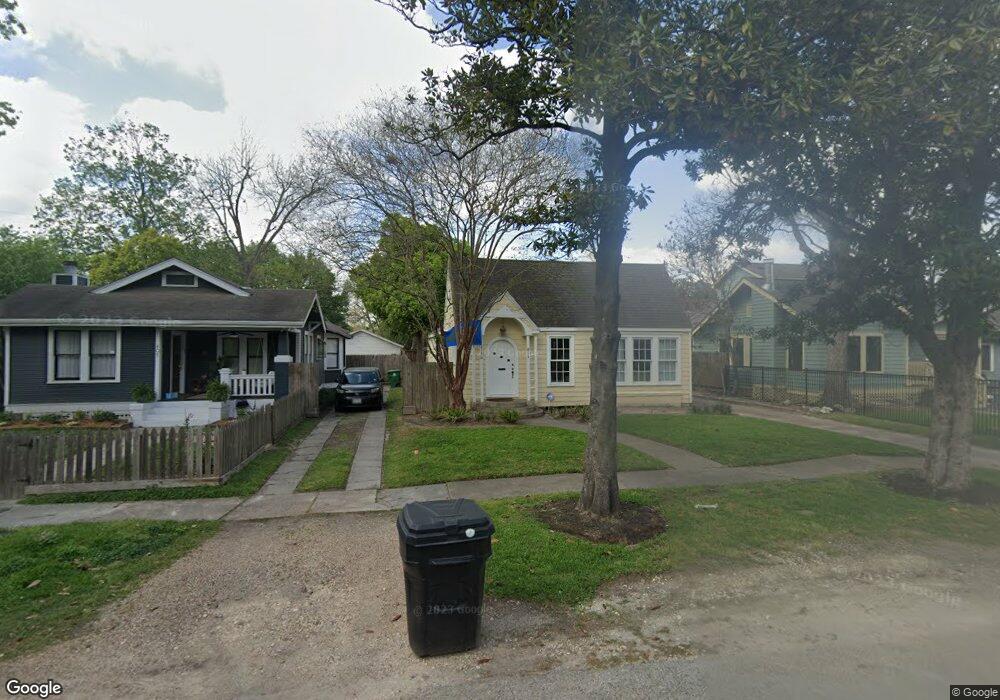 811 Le Green St, Houston, TX 77008 - photo 1