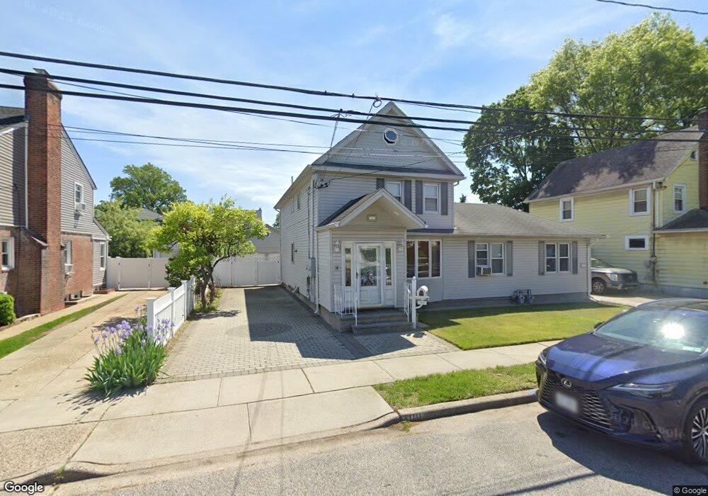 100 Franklin St, Franklin Square, NY 11010 - photo 1