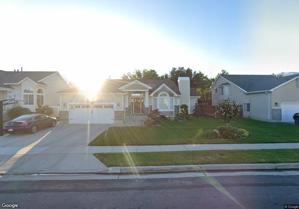 8047 Nighthawk Dr, Sandy, UT 84094 - photo 1