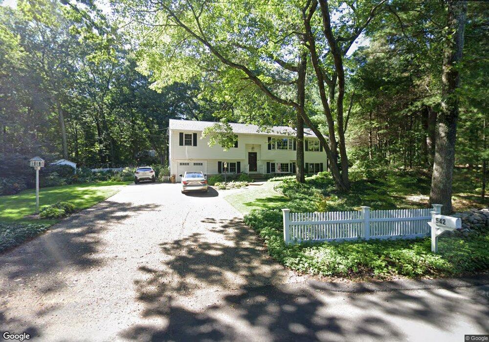 542 Winter St, Holliston, MA 01746 - photo 1