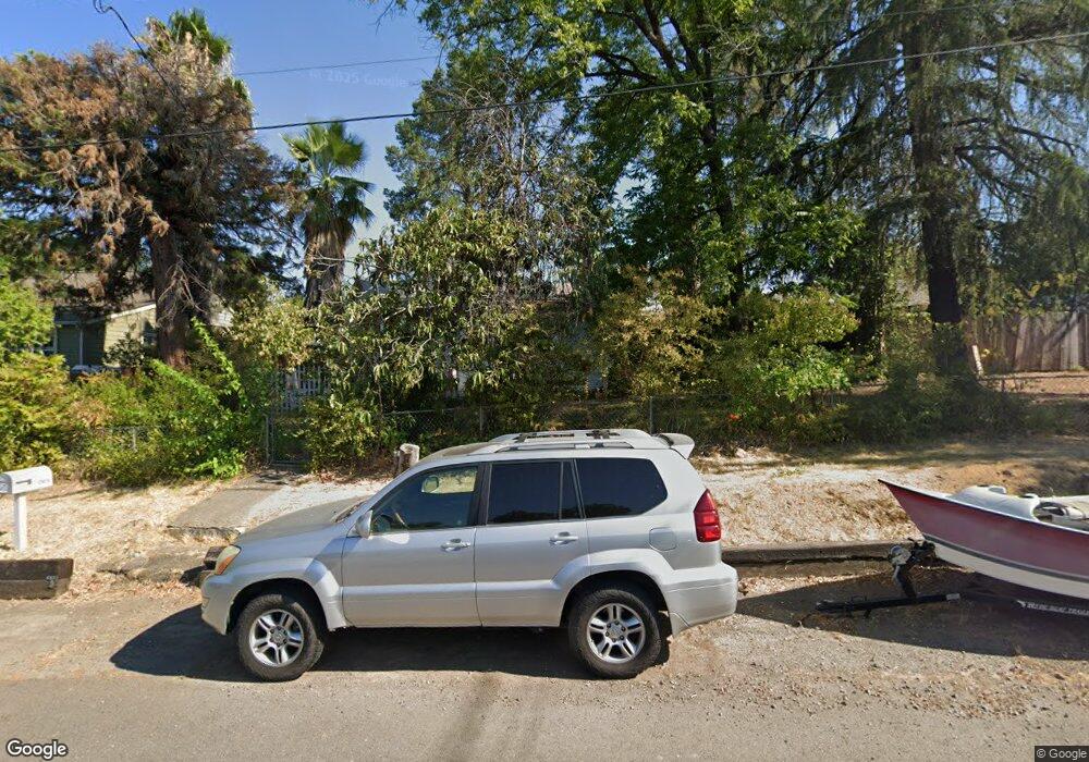 2419 Butte St, Redding, CA 96001 - photo 1