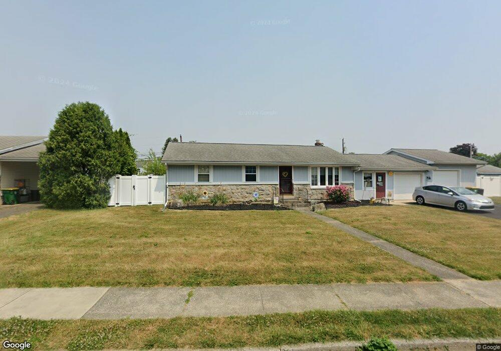 4845 Pine Grove Cir, Allentown, PA 18106 - photo 1