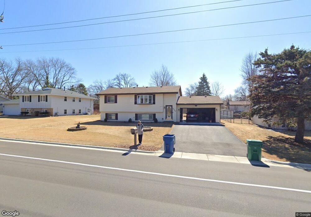 10253 101st Ave N, Maple Grove, MN 55369 - photo 1